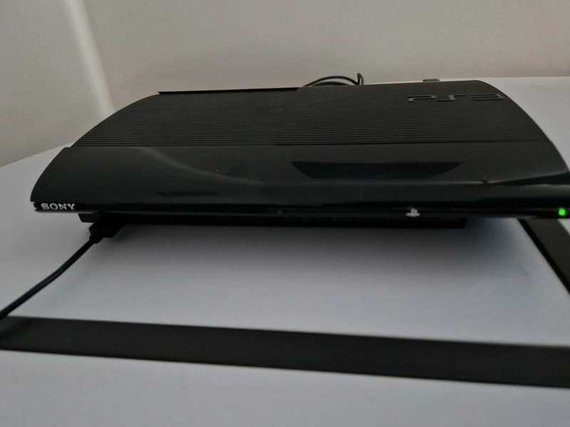 PlayStation 3 Super Slim – 500GB, stare impecabilă