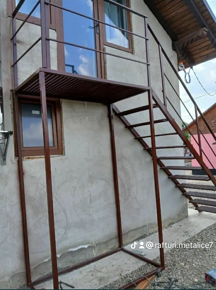 Confectionam scarii metalice zincate exterioare și pentru incendii , p