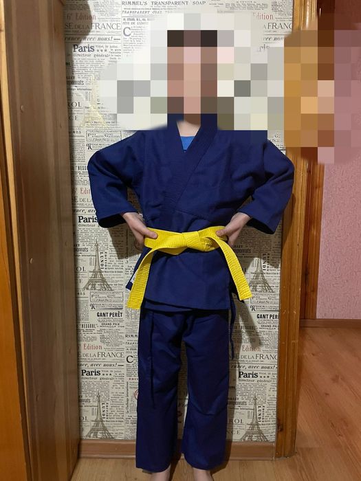 Синее кимоно детское