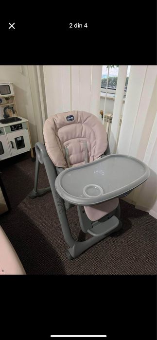 Scaun de masa cu pozitie de somn chicco