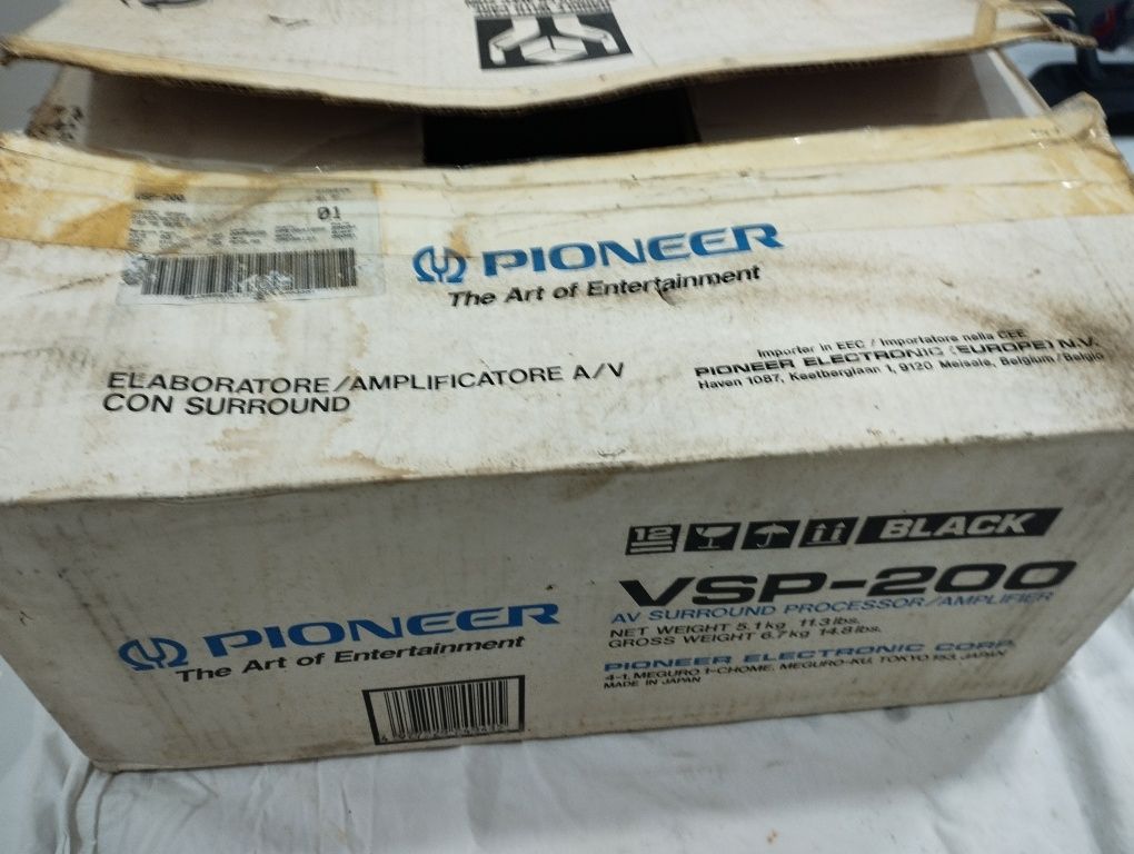Усилвател Pioneer VSP-200