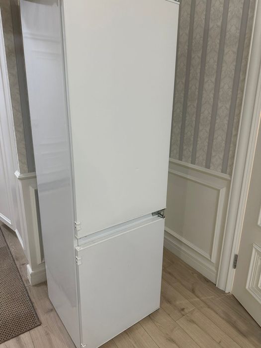 Продам б/у холодильник