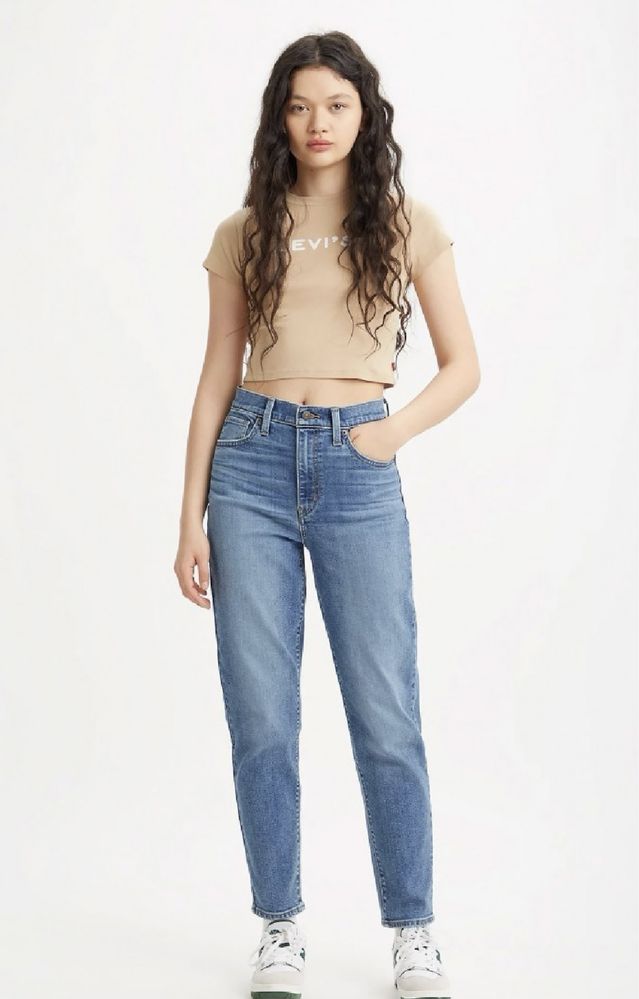 Levis High Waisted Mom Jeans W29