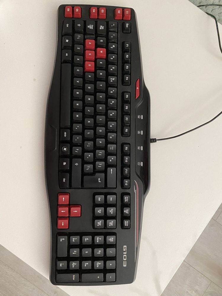 Гейминг клавиатура Logitech g103