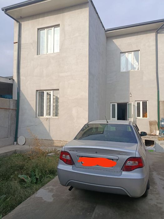 Сергили метал завот лайлак махала учаска сотилади 2 етаж 1.8 сотх 5 хо