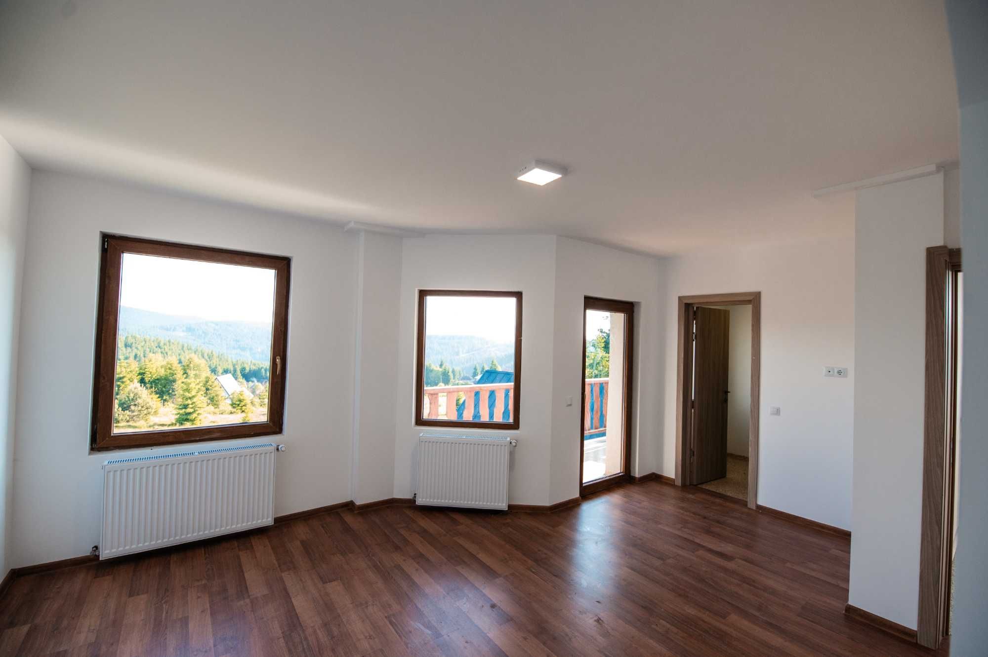 Pensiune / Duplex ultrafinisat cu vedere panoramică spre Lacul Beliș