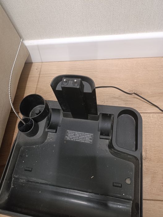 Пылесос вертикальный trouver