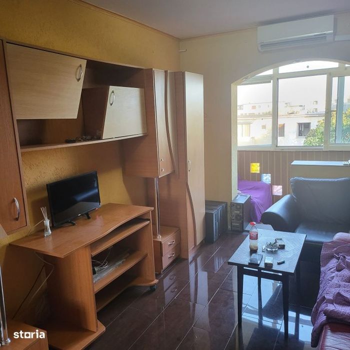 Apartament 3 camere - Ciresica - De vanzare