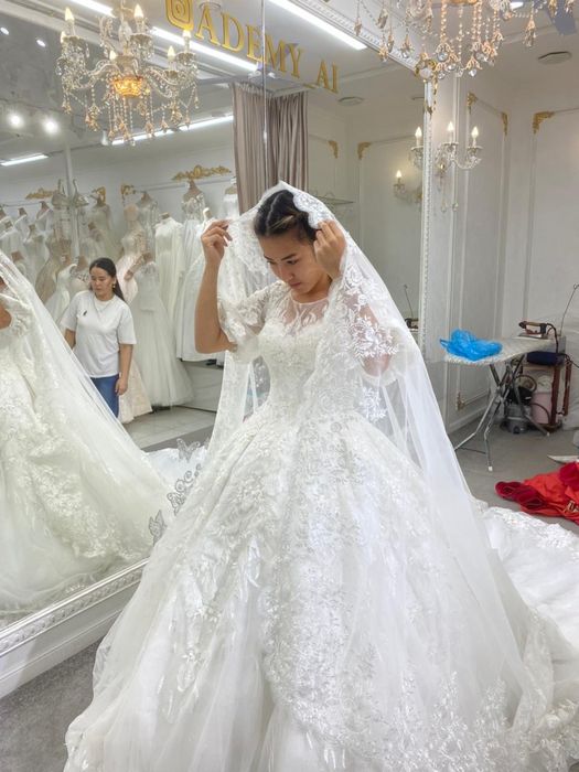 Свадебное платье