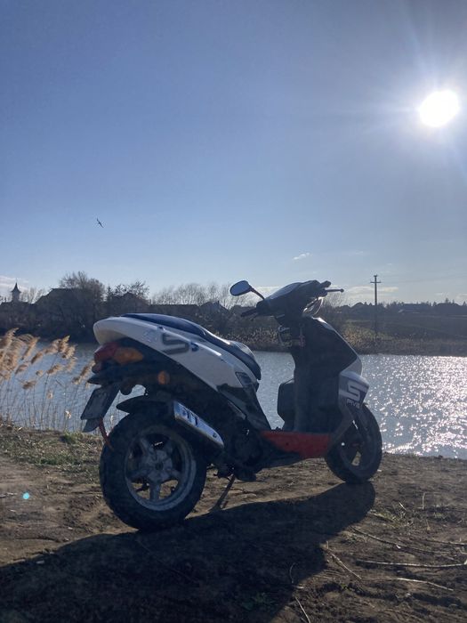Vând Daelim S 49cc cu Acte !