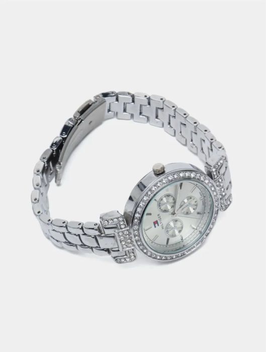 Наручные часы новые