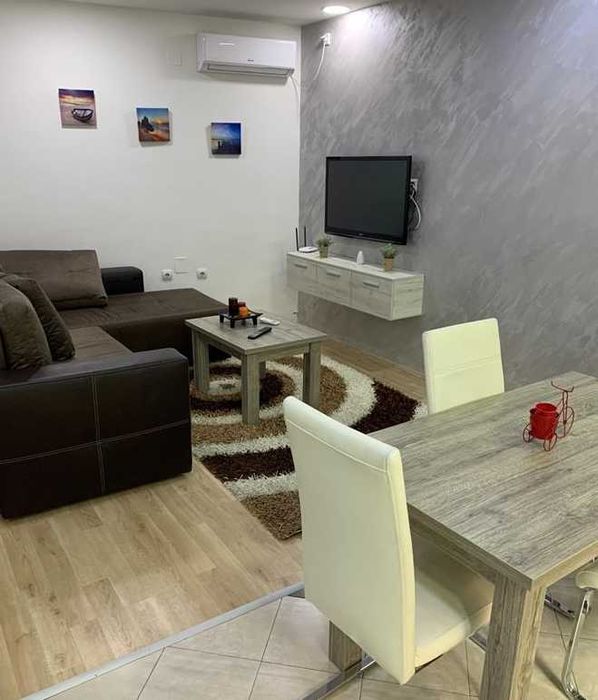 Дава се под наем Тристаен апартамент в Пловдив, Изгрев - 82 кв.м за 341.7 € - Снимка #3