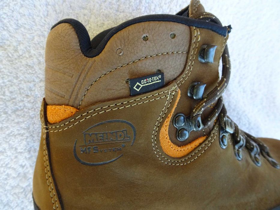 Продавам туристически обувки MEINDL  FLEX MFSystem GTX