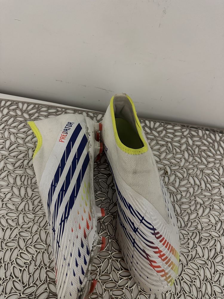 vand ghete de fotbal adidas predator 42