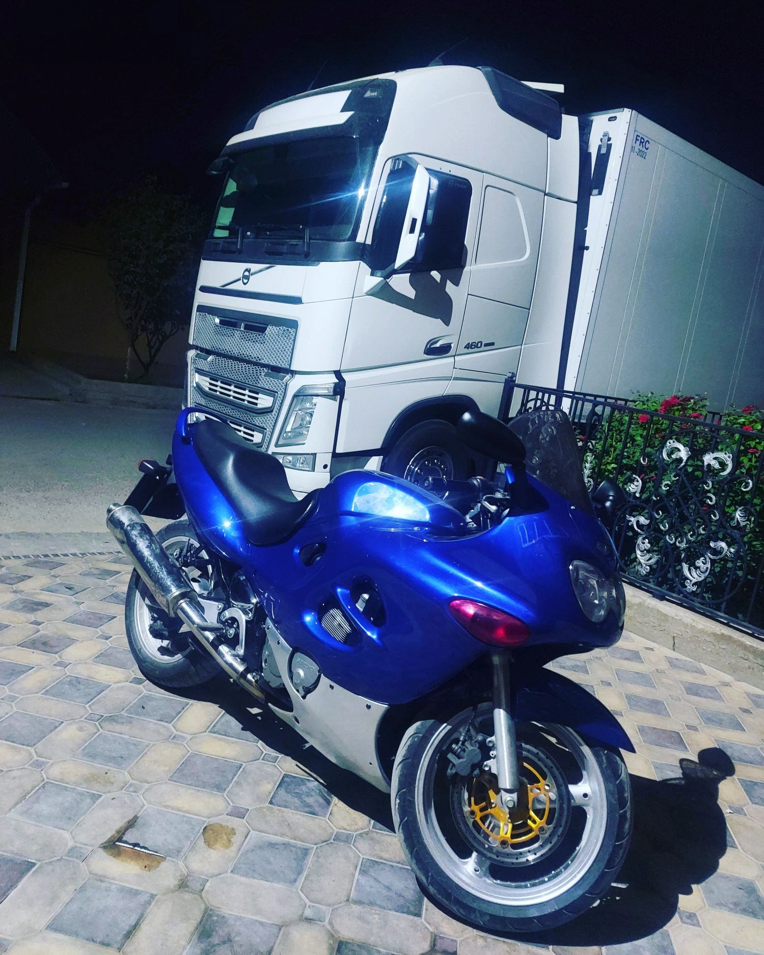 SUZUKI GSX600F Katana продам