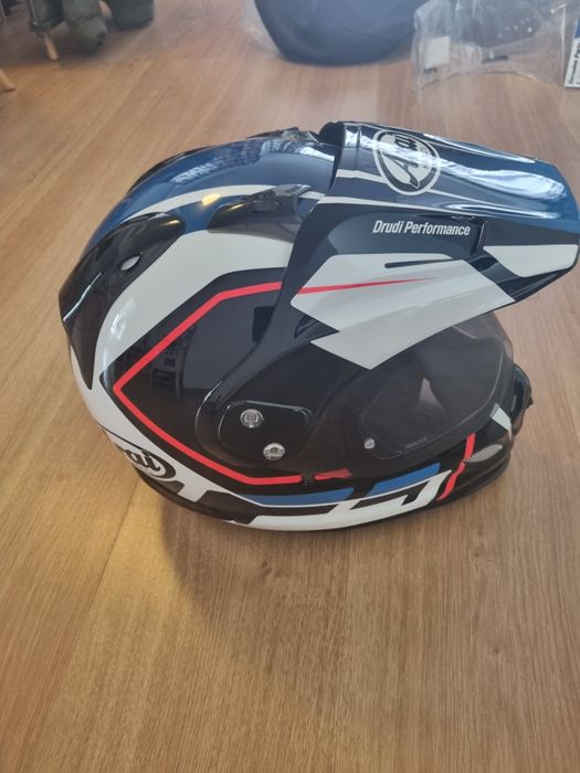 Vand Casca Arai Tour X4