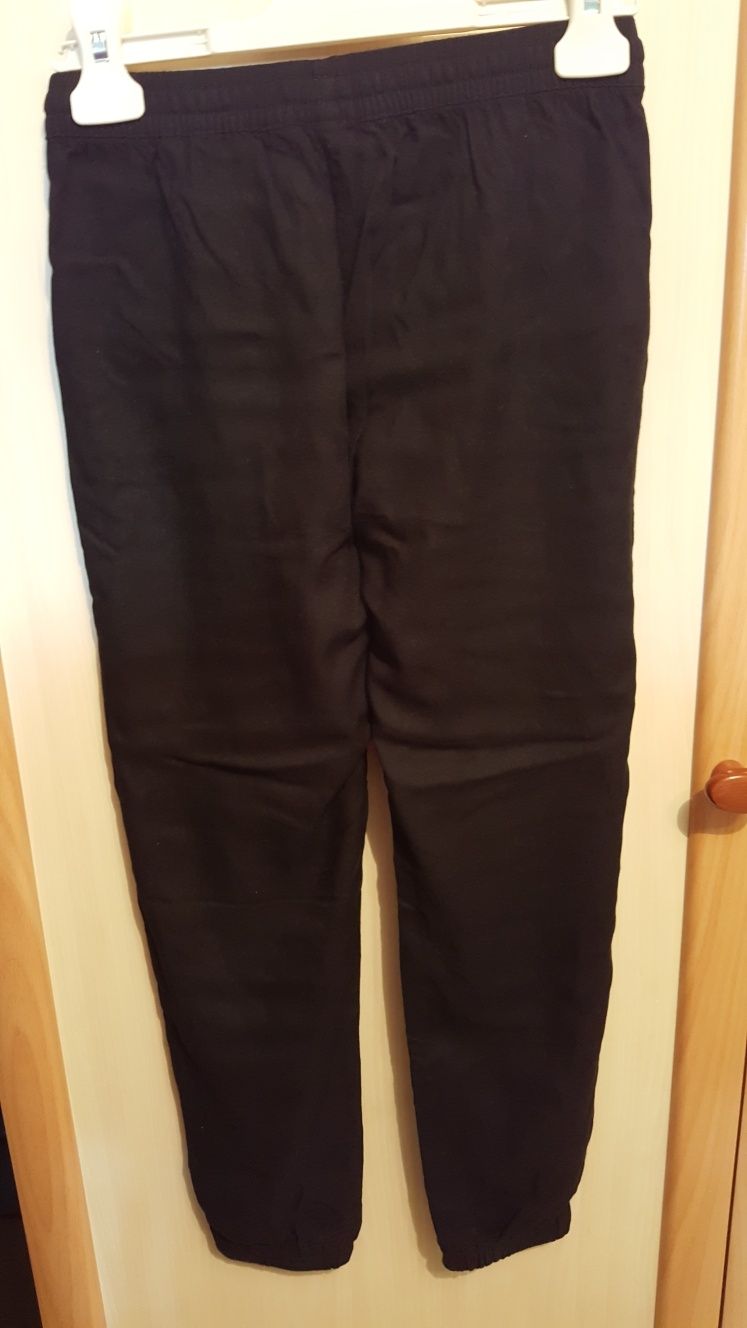 Lot 3 perechi pantaloni de vara fetite 8-9 ani