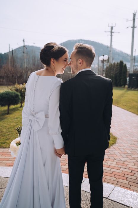 Vand rochie de mireasa