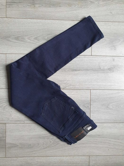 (NOU) Blugi LEVI'S 519 Extreme Skinny - Marimea W30 L32