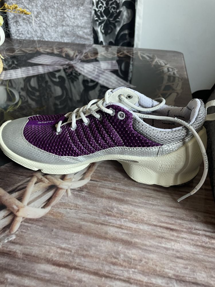 Adidasi sport ECCO BIOM, mărimea 37 – ca noi – 200