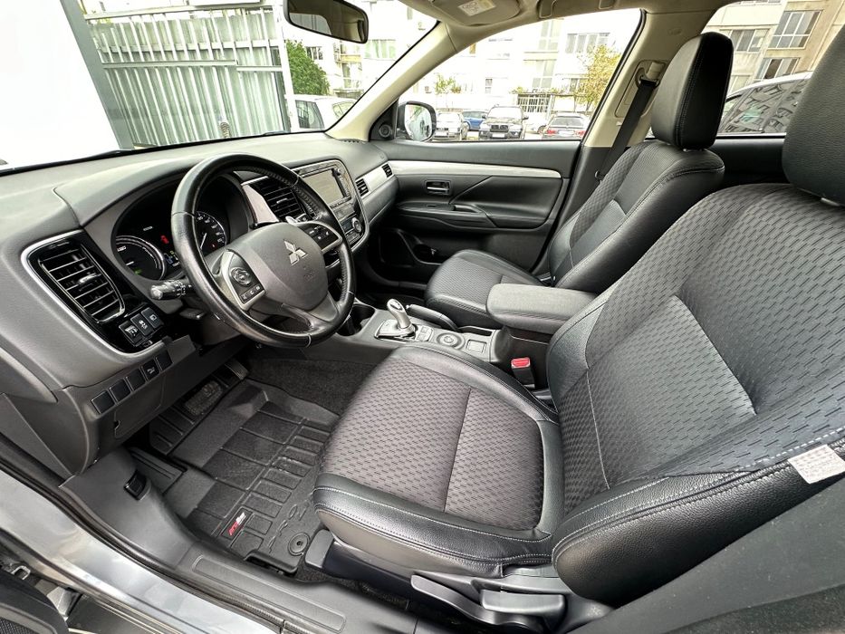 Mitsubishi outlander PHEV