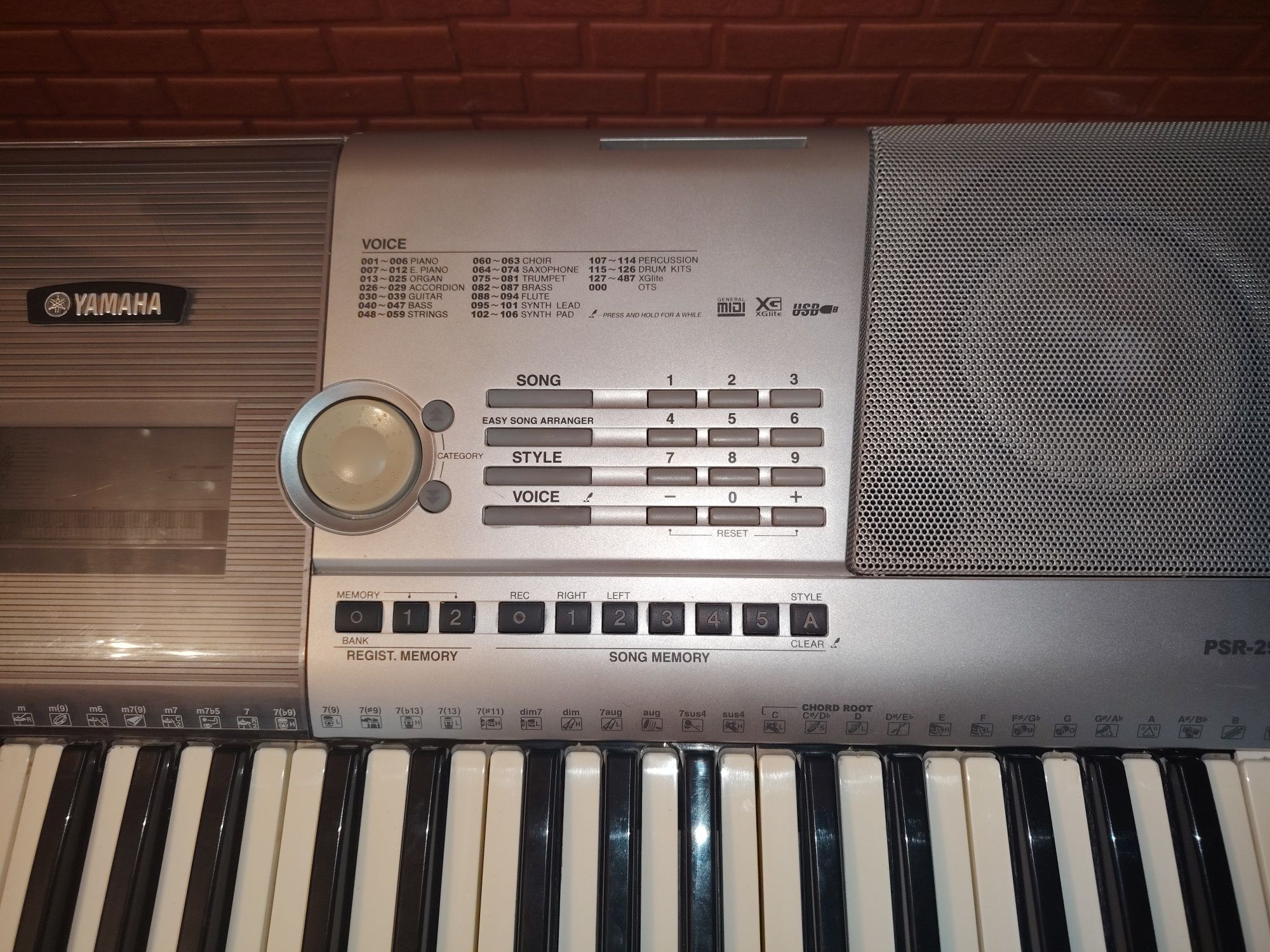 Yamaha PSR-295 Sotiladi