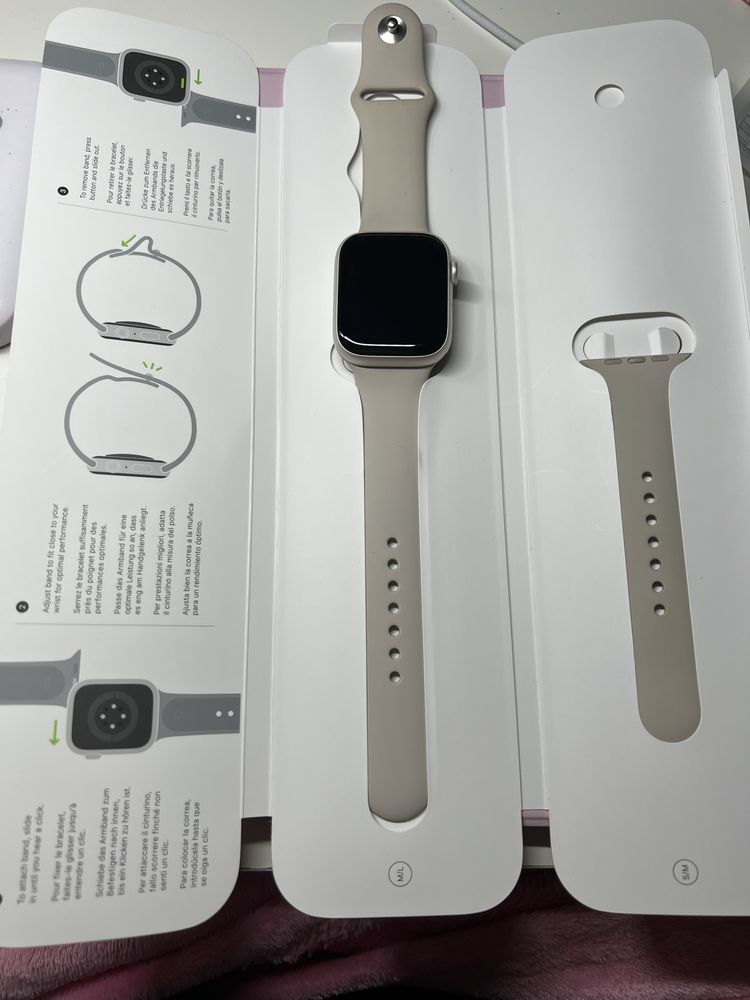 Apple Watch Series 7, GPS, Starlight, 45 mm