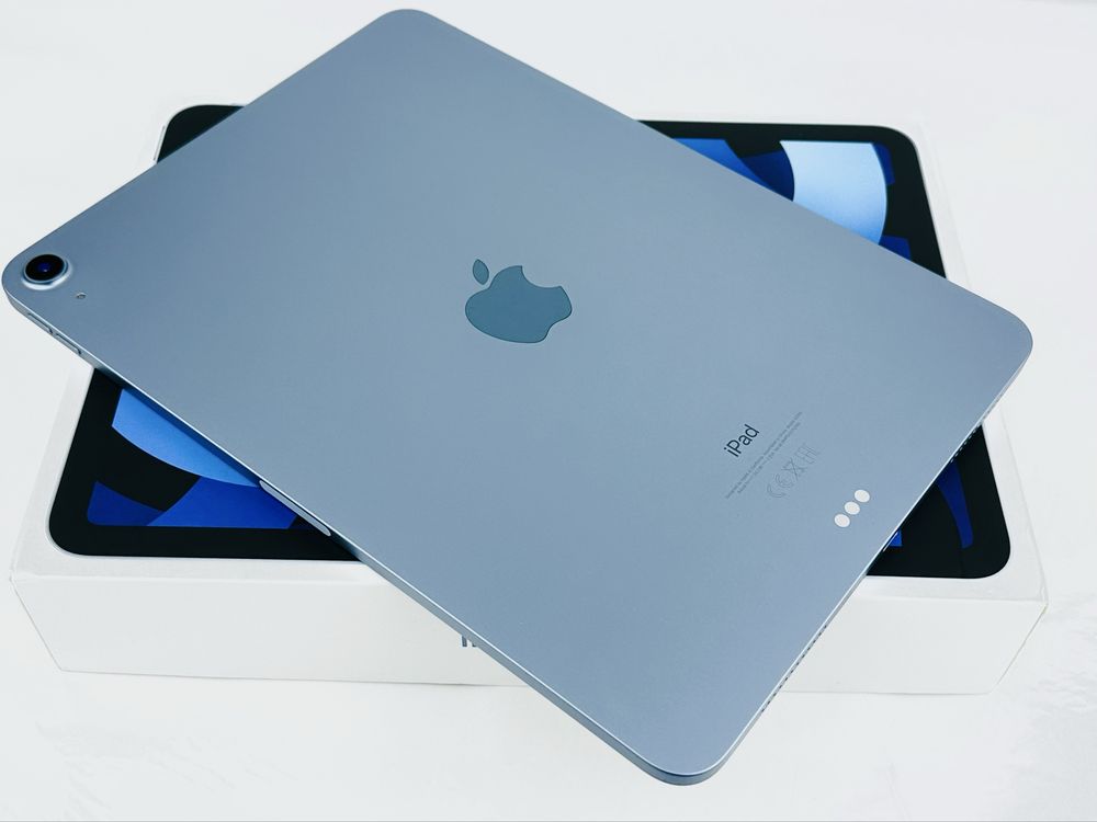 Apple iPad Air 4 64GB Wifi Blue Перфектен! Гаранция!