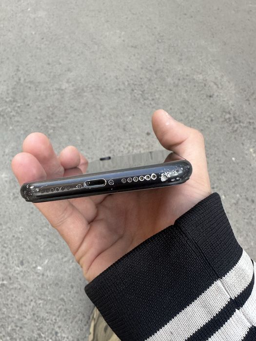 Iphone XR 64 gb 76 % yomkost