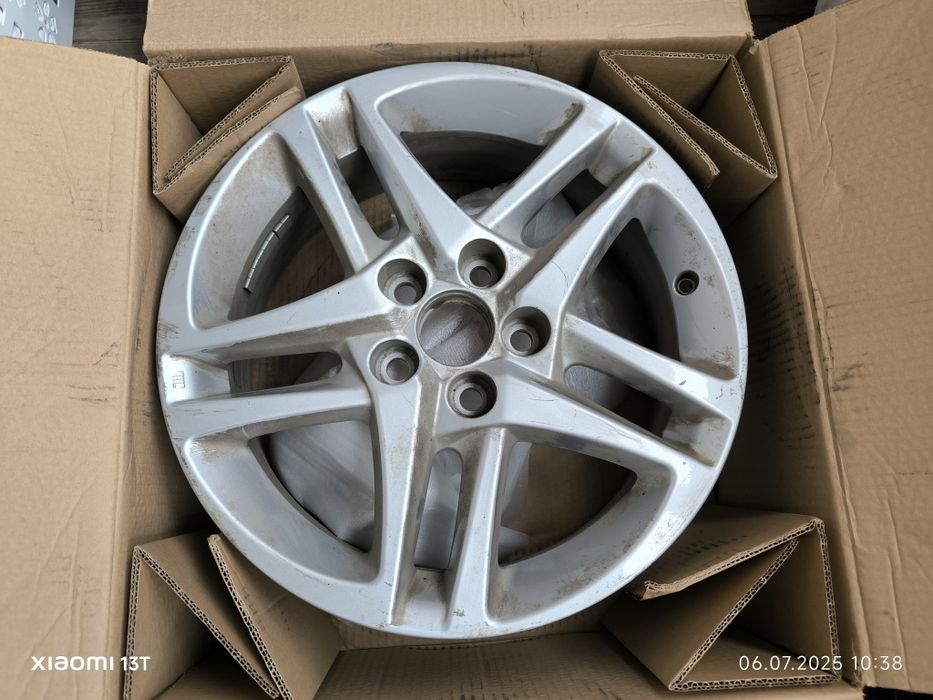 Титановый диск от toyota c-hr. R17. Оригинал. 1 штука