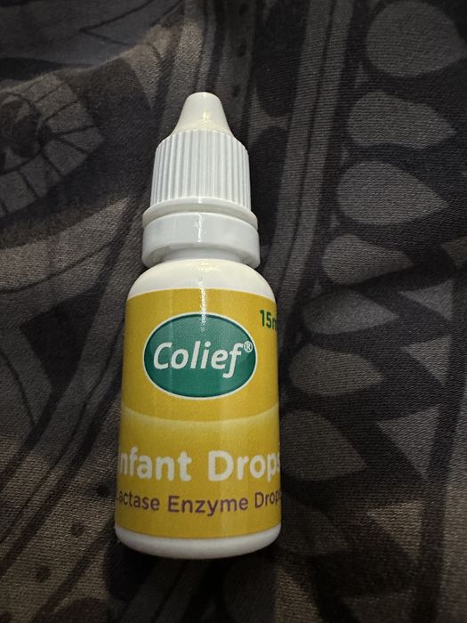 Бебешки дрехи и капки Колийф