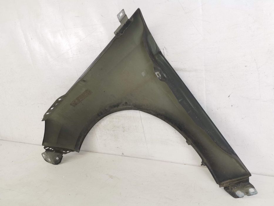 Десен преден калник / Desen preden kalnik Ford Focus 3 [ - ], Focus 3