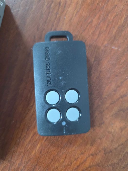 Telecomanda garaj SCS SENTINEL AAM0121, control la distanta, negru,50m