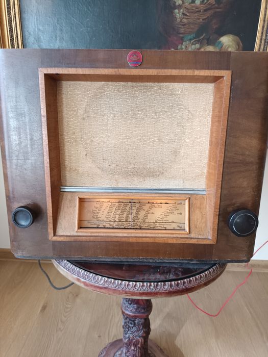 Radio pe lămpi impecabil