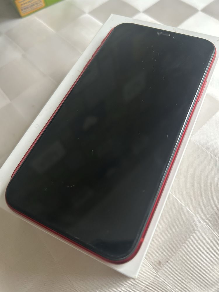 Продам Iphone XR