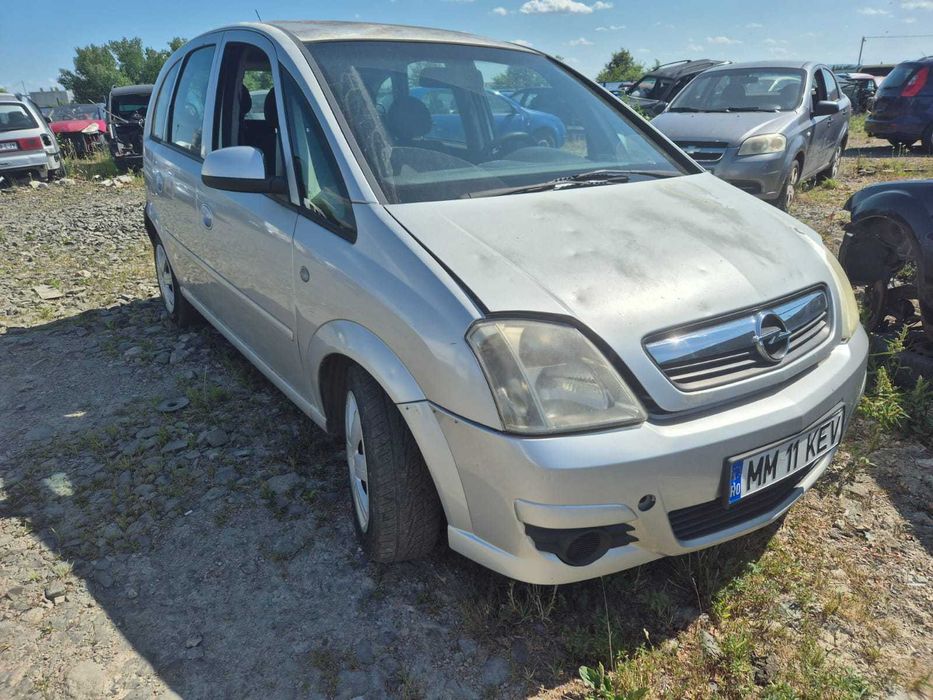 Dezmembrez Opel Meriva an 2008 motor 1.4 benzina , 1.7CDTI