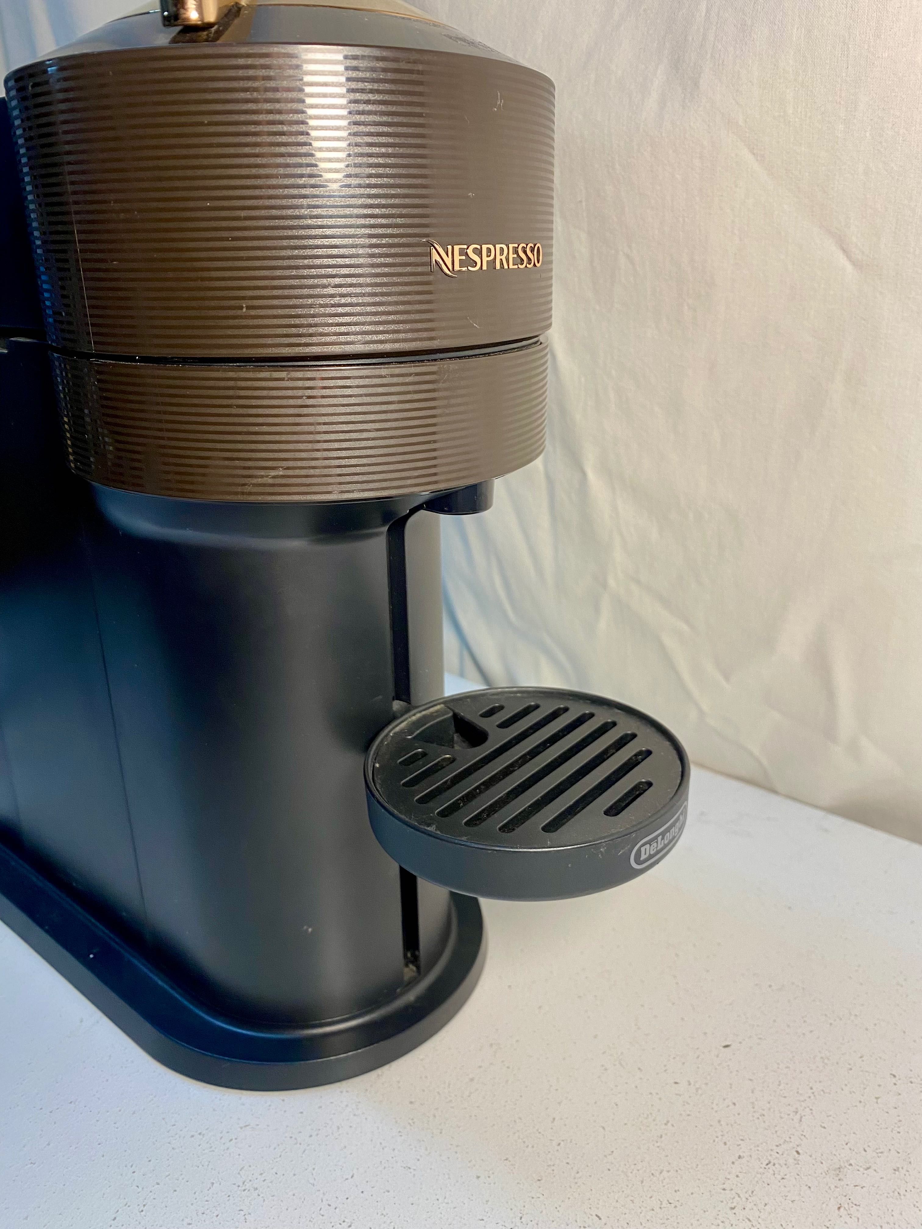 DeLonghi Nespresso ENV120.BW Vertuo Next