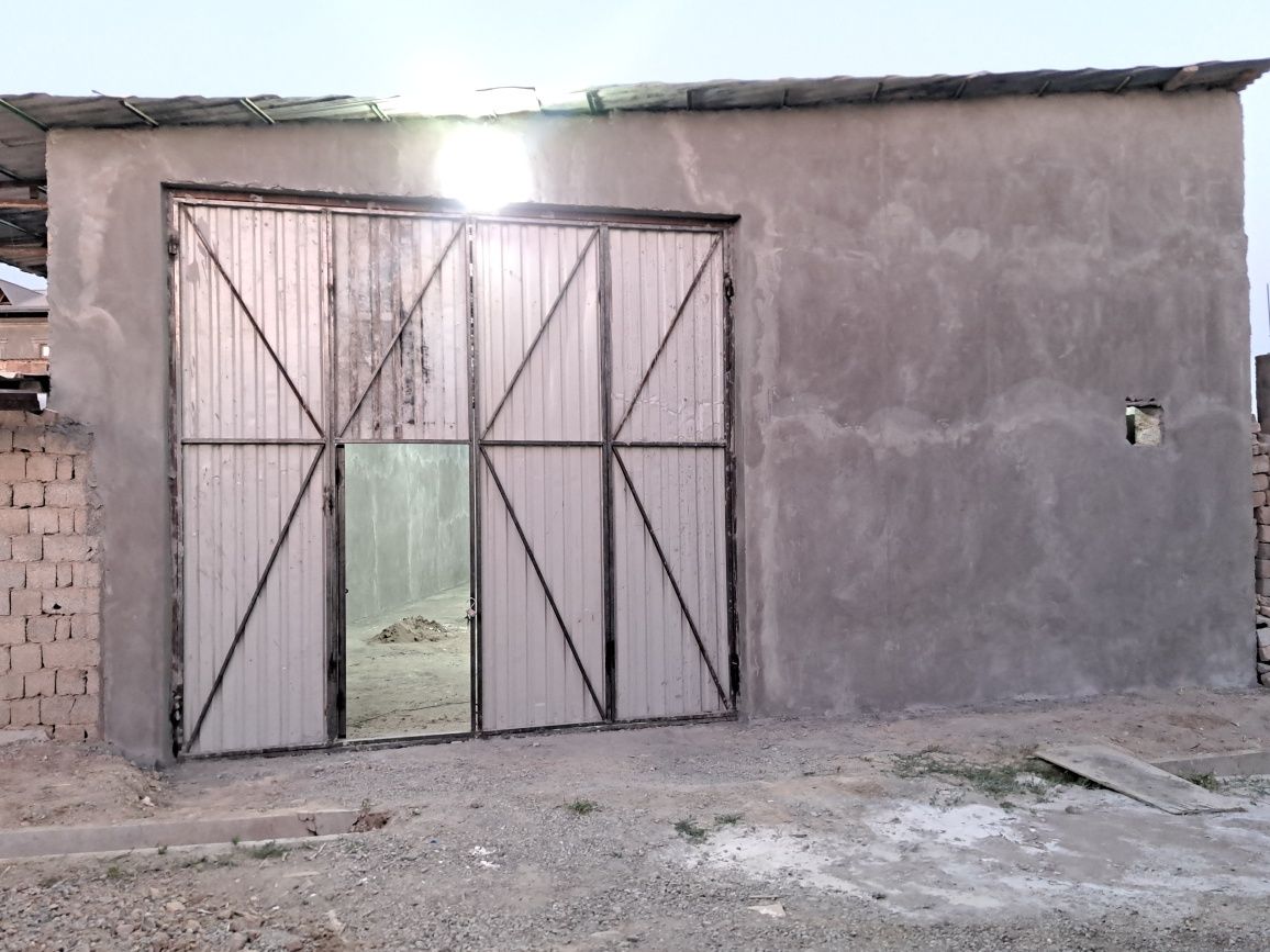 Sklad arendsga beriladi 210 kv Abu Sahi Urikzor bozorlaga yaqin joyda