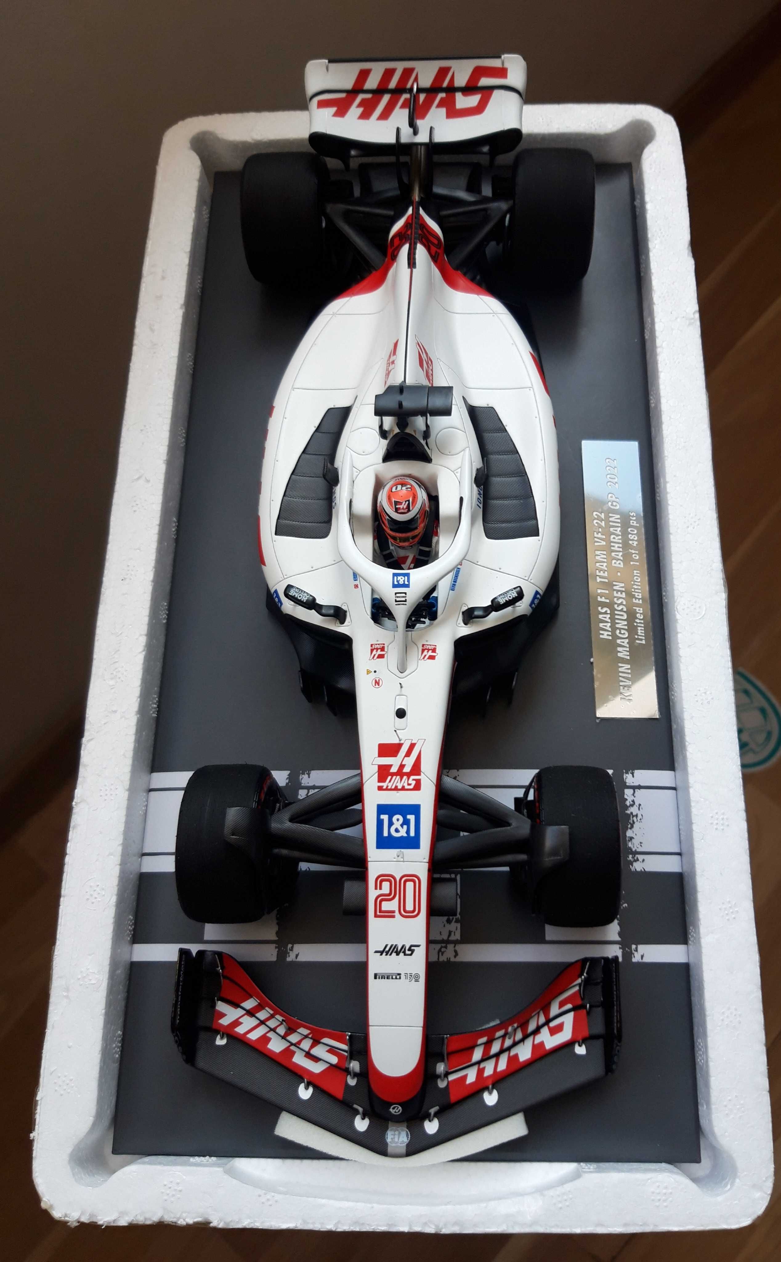 Minichamps 1,18 HAAS VF 22 F 1 KEVIN Magnussen GP 2022 Bahrain