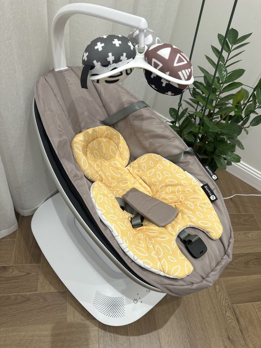 Электрическая качеля и шезлонг moms