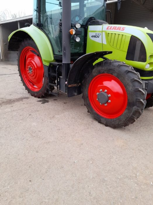 Roti Tehnologice /Inguste /Legumicole Tractor John Deere Valtra Claas