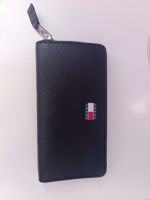 Портфейл Tommy Hilfiger