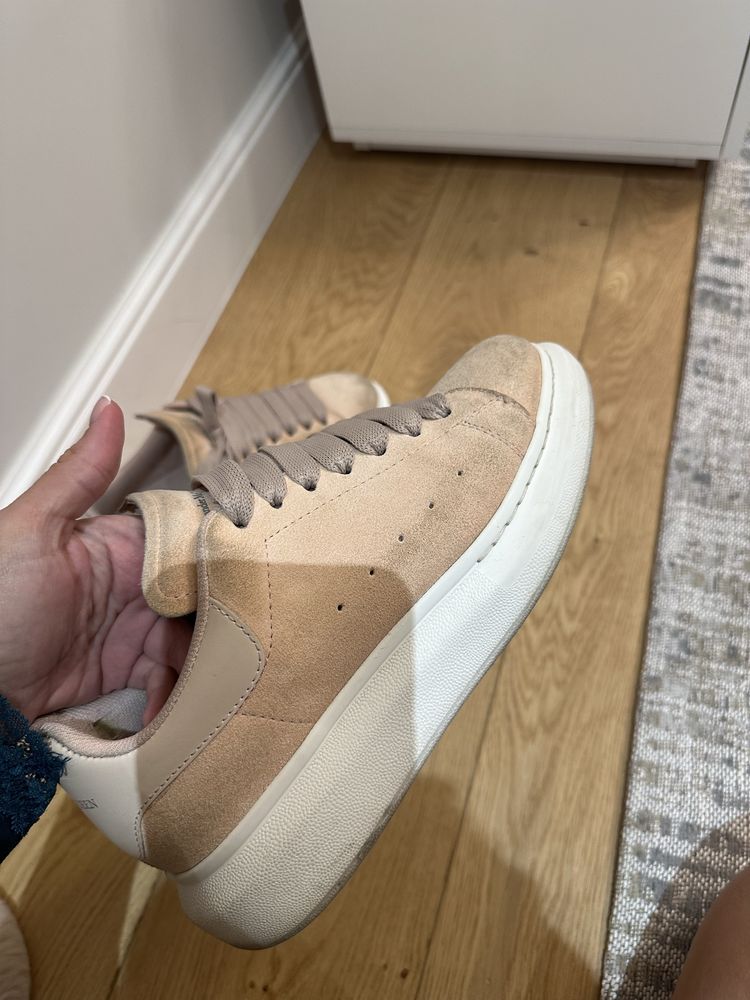 Alexander Mcqueen sneakers originali