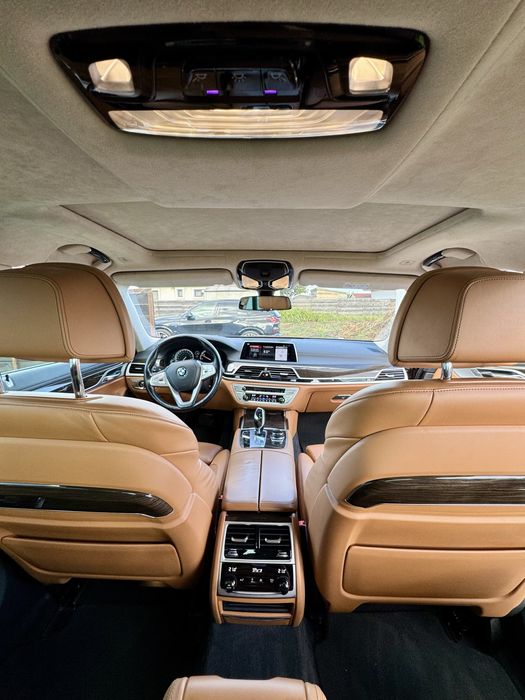 BMW 740d xDrive 320 CP TVA deductibil SCHIMB cu teren in zona Iașului!