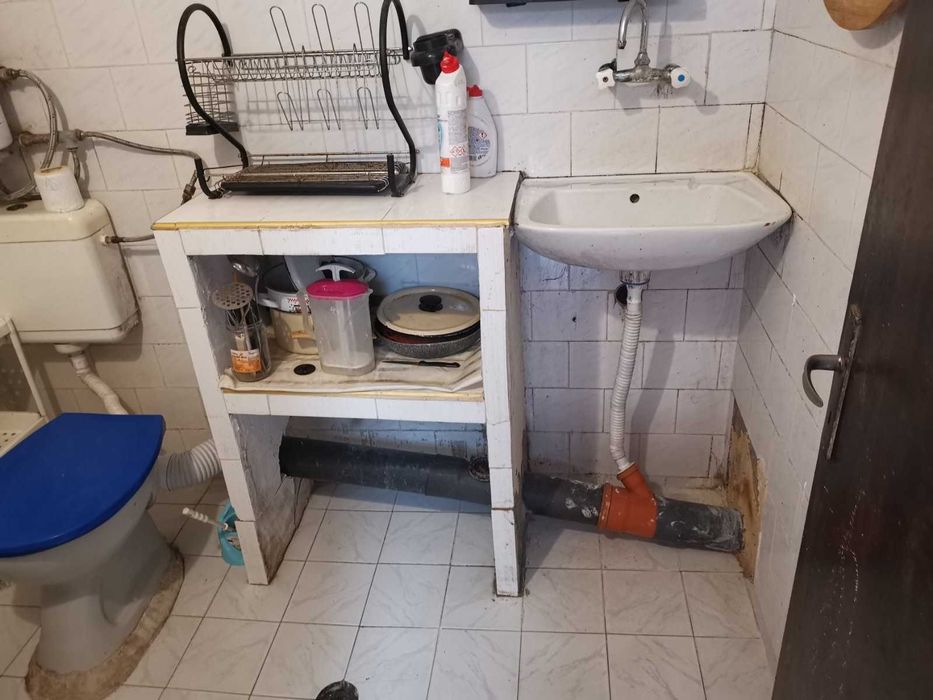 Дава се под наем Двустаен апартамент в Бургас, Възраждане - 60 кв.м за 102 € - Снимка #7