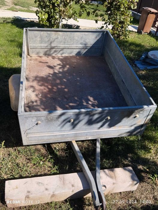 Utilaje pentru arat și remorci