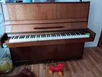Vand pianina dezacordata