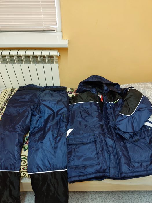 Зимние куртка ...