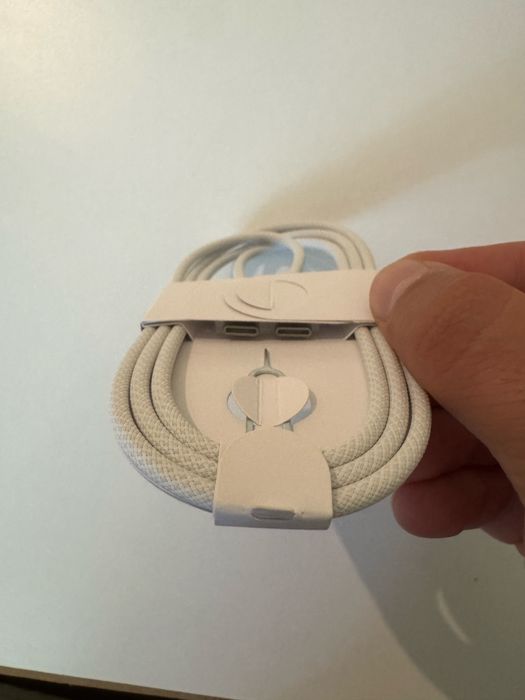 USB-C към USB-C плетен кабел 1м