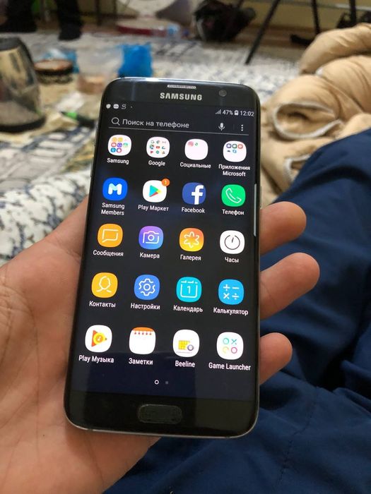 Samsung S7 edge.
